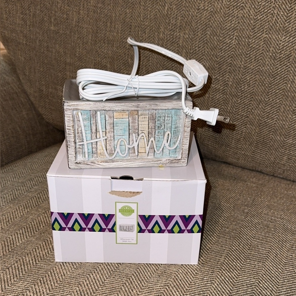 Scentsy wax melt fragrance full size warmer Home wherever I’m with you